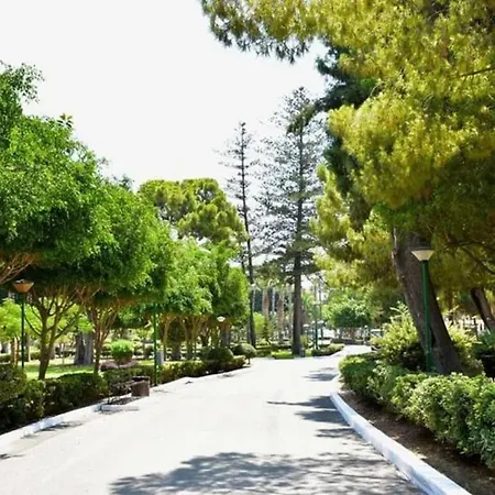 Apartamento Gorgeous 3 Bedroom Next To Park Limassol